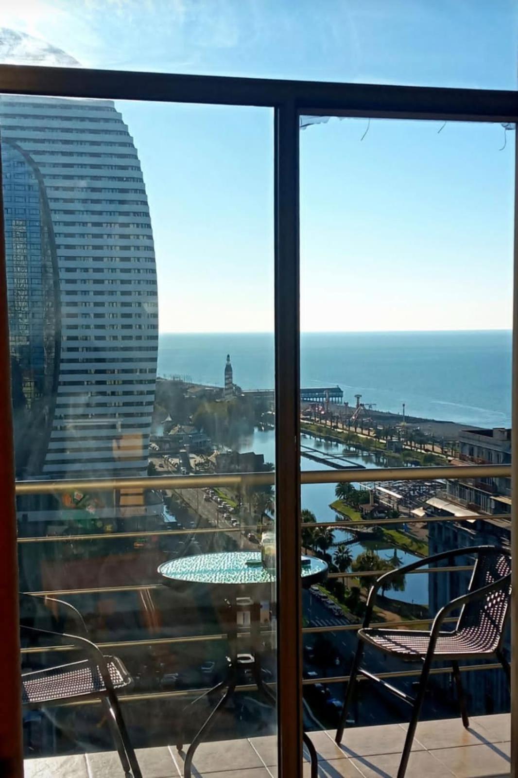Gio Lägenhet Batumi Exteriör bild